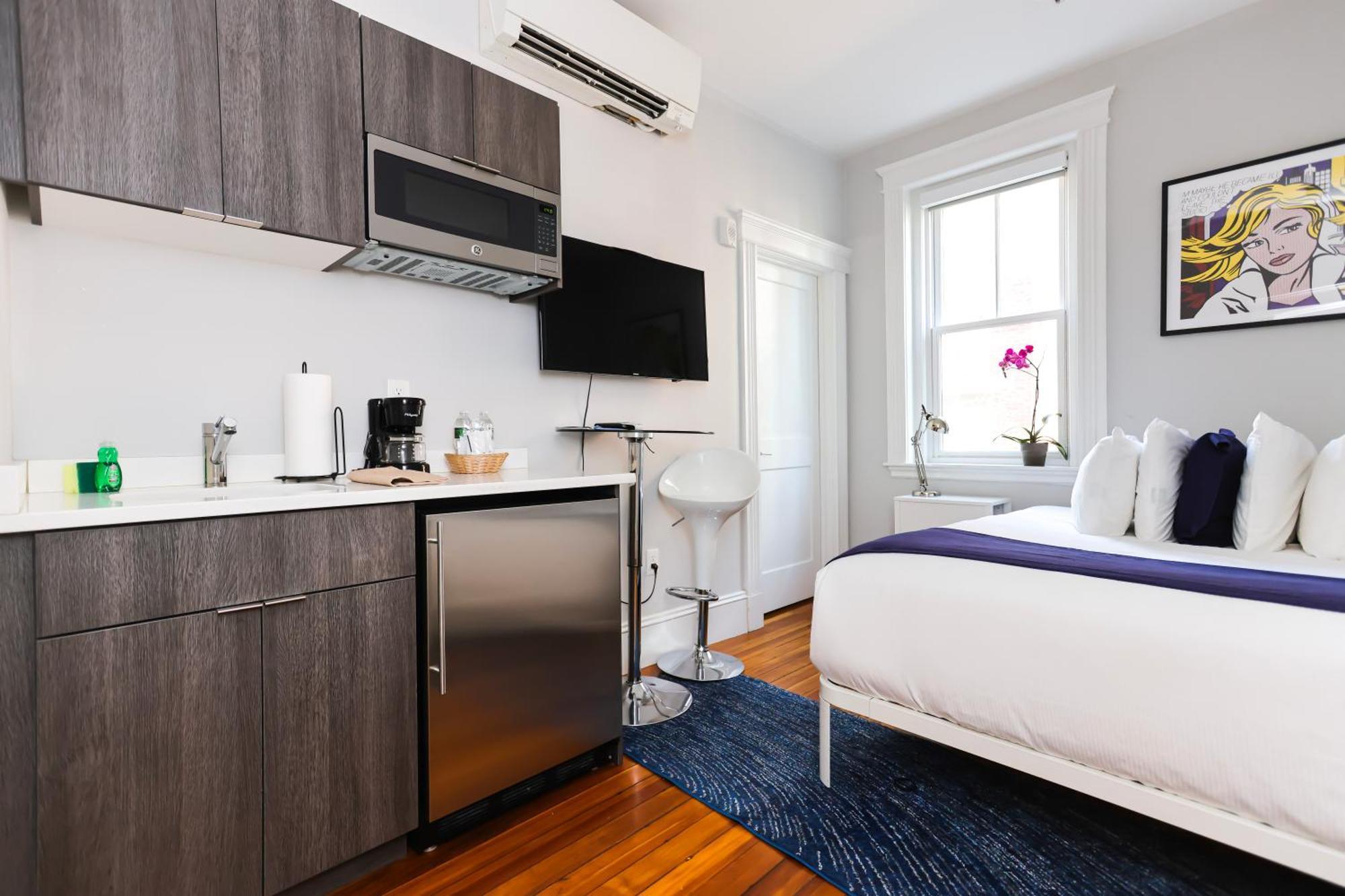 A Stylish Stay W/ A Queen Bed, Heated Floors.. #26 Бруклин Екстериор снимка